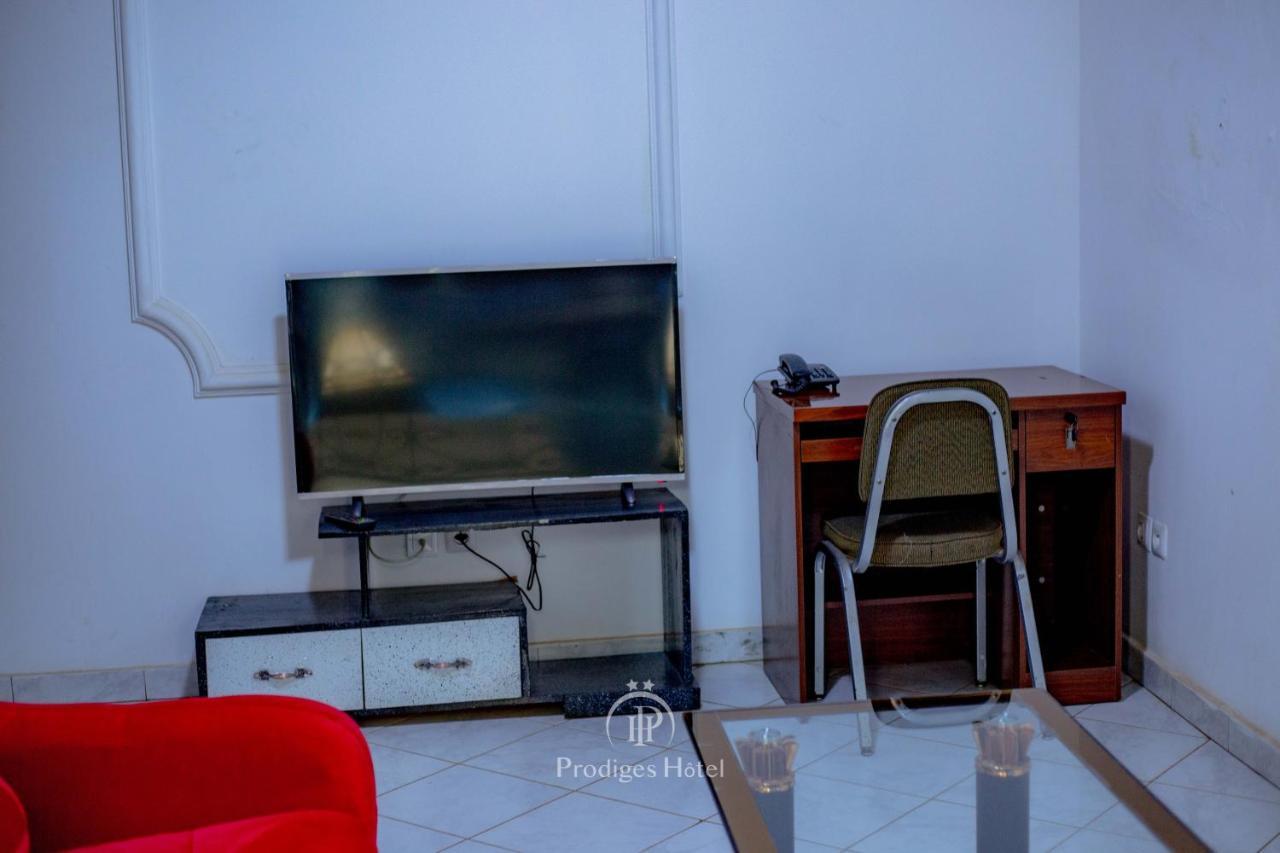 Prodiges Hotel Yaoundé エクステリア 写真