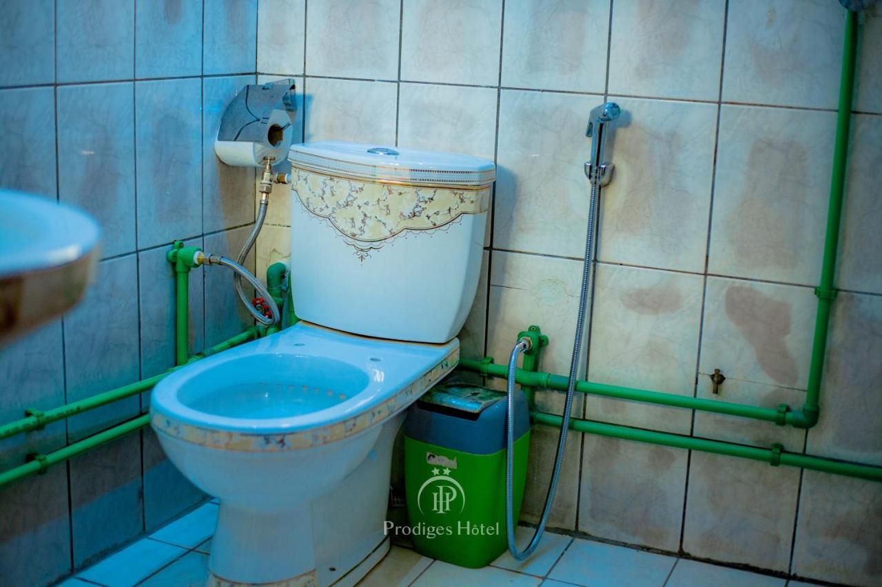 Prodiges Hotel Yaoundé エクステリア 写真