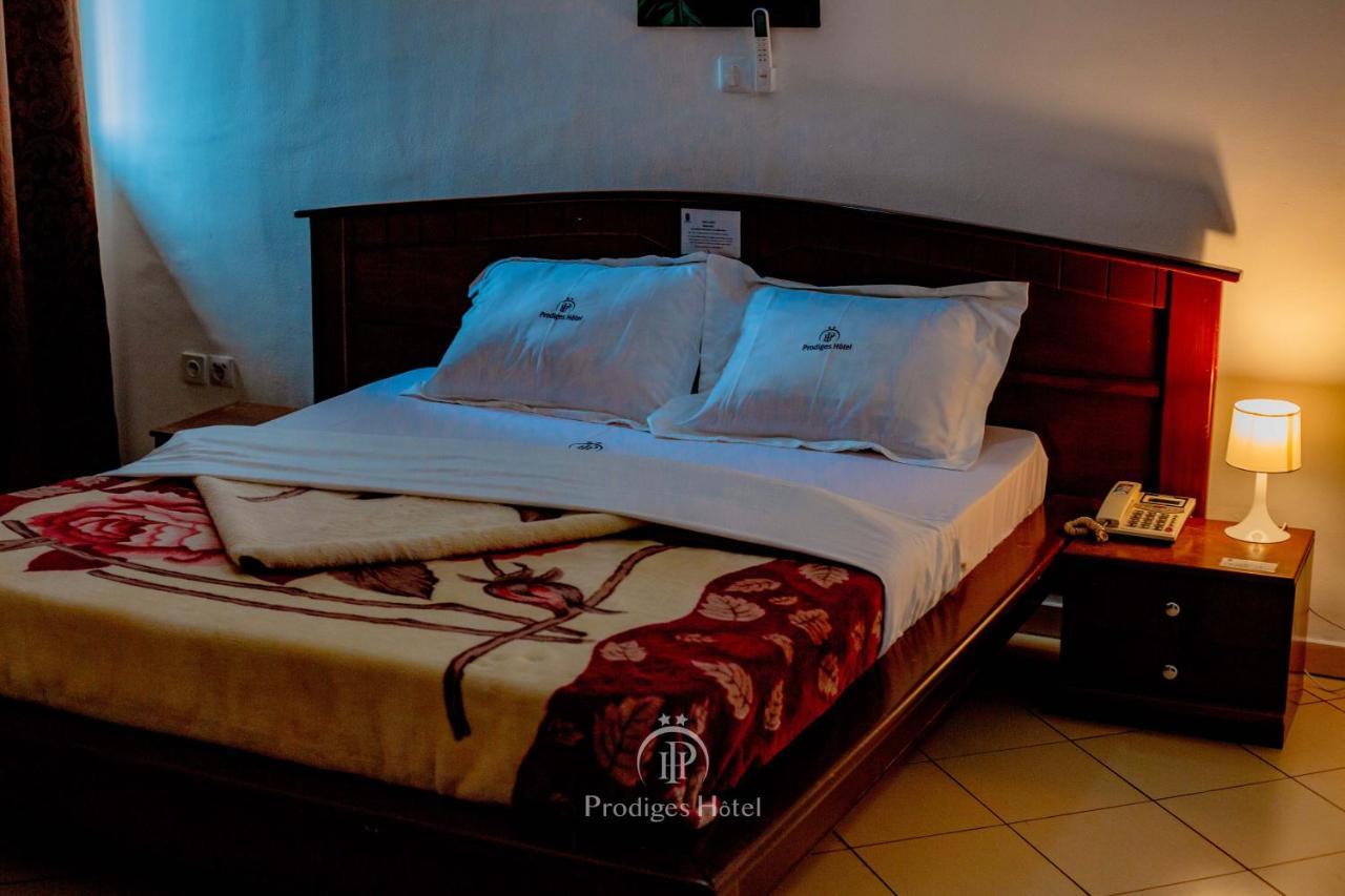 Prodiges Hotel Yaoundé エクステリア 写真