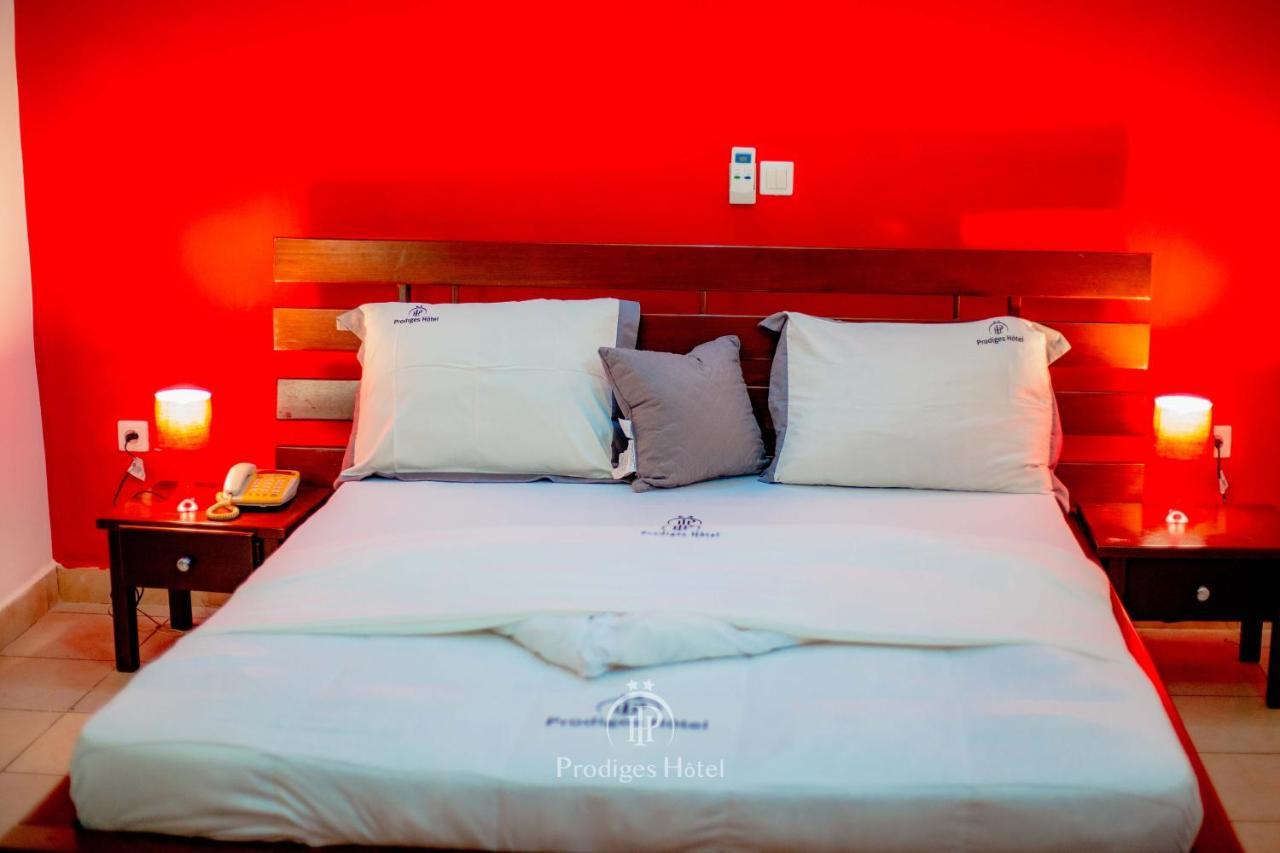 Prodiges Hotel Yaoundé エクステリア 写真