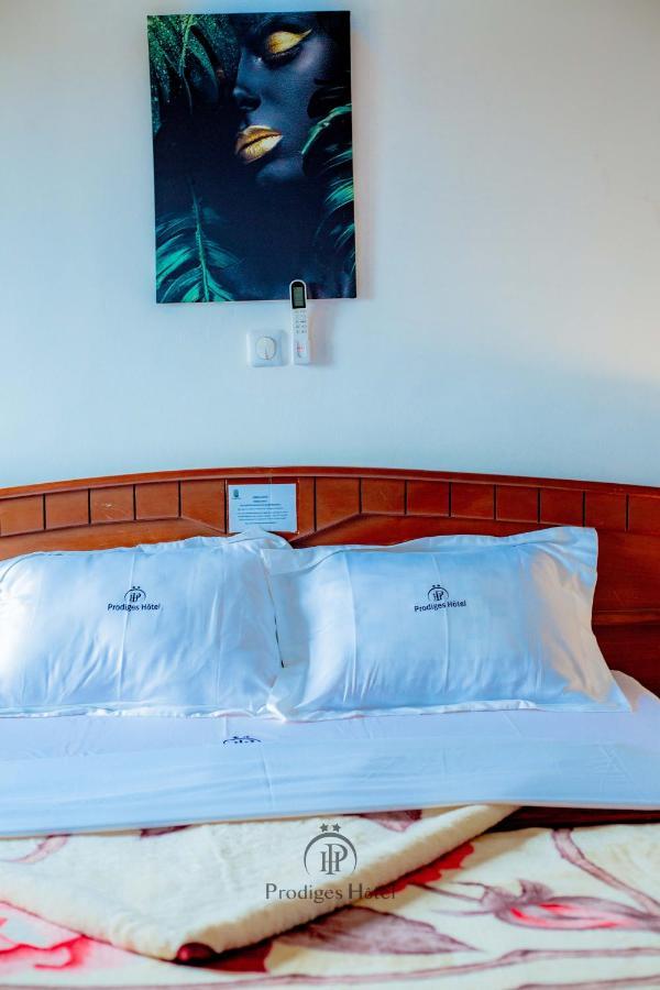 Prodiges Hotel Yaoundé エクステリア 写真