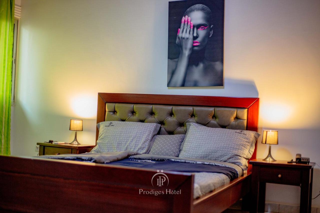 Prodiges Hotel Yaoundé エクステリア 写真