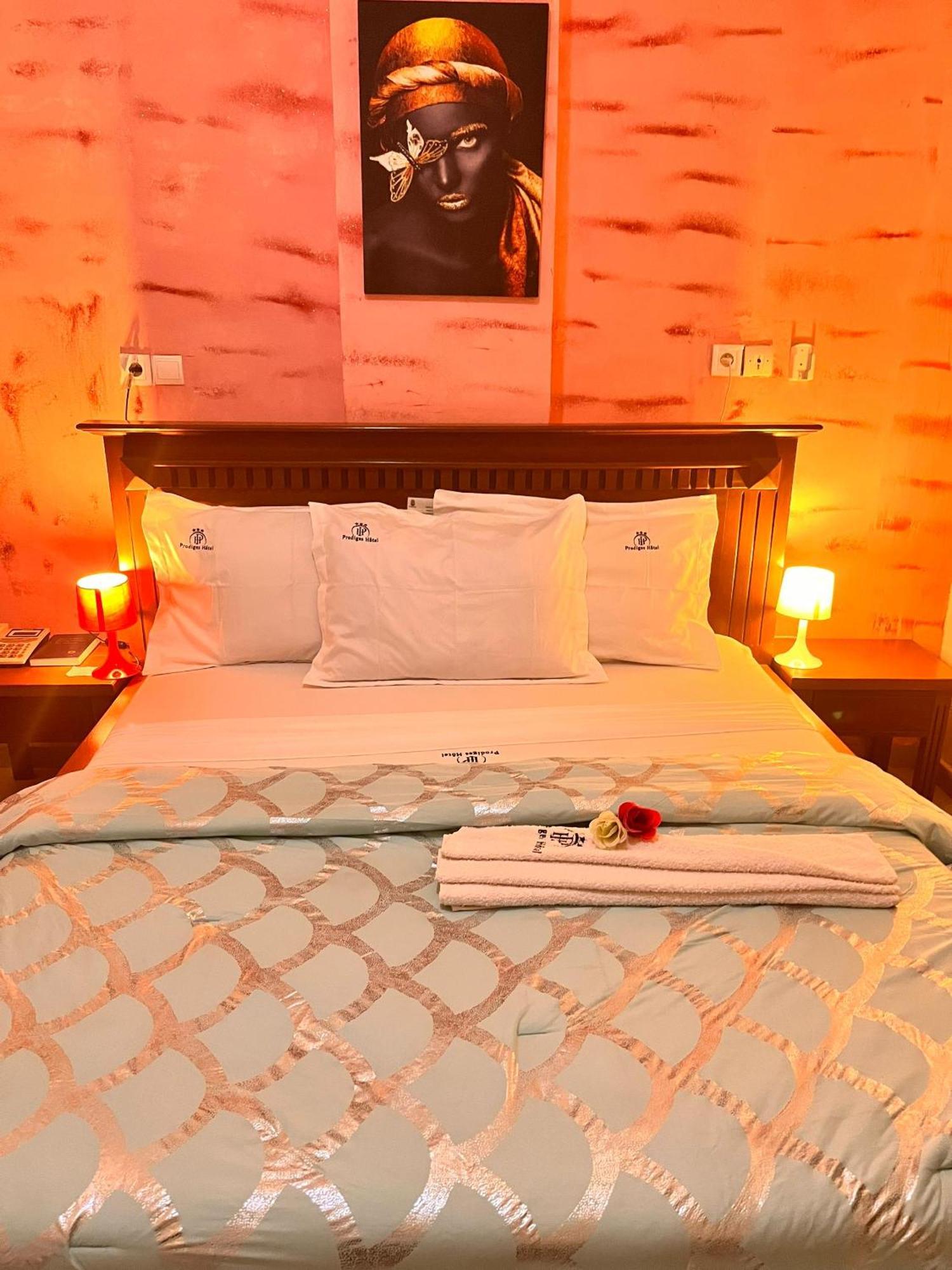 Prodiges Hotel Yaoundé エクステリア 写真